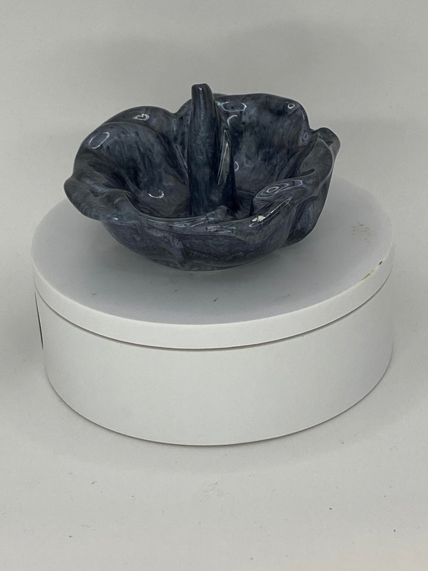 Rose Shape Ring Holder