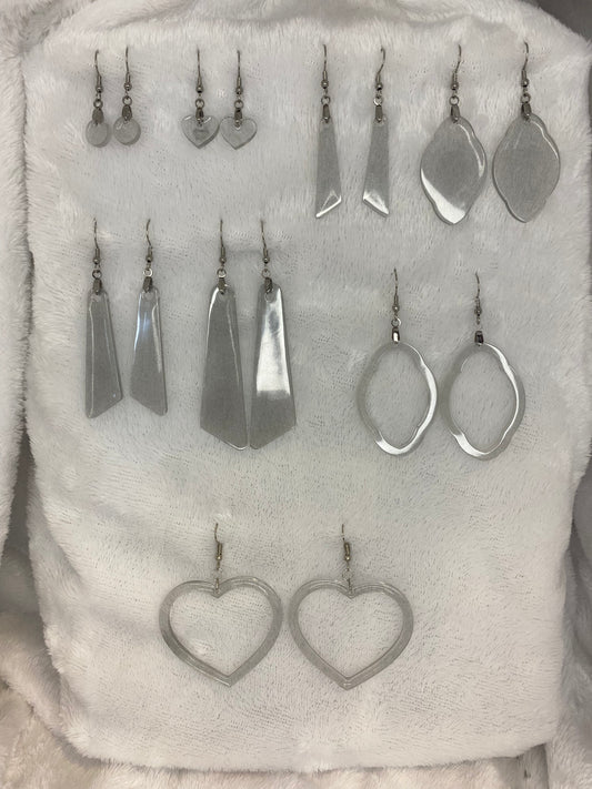 Silver/Gray Glitter Earrings