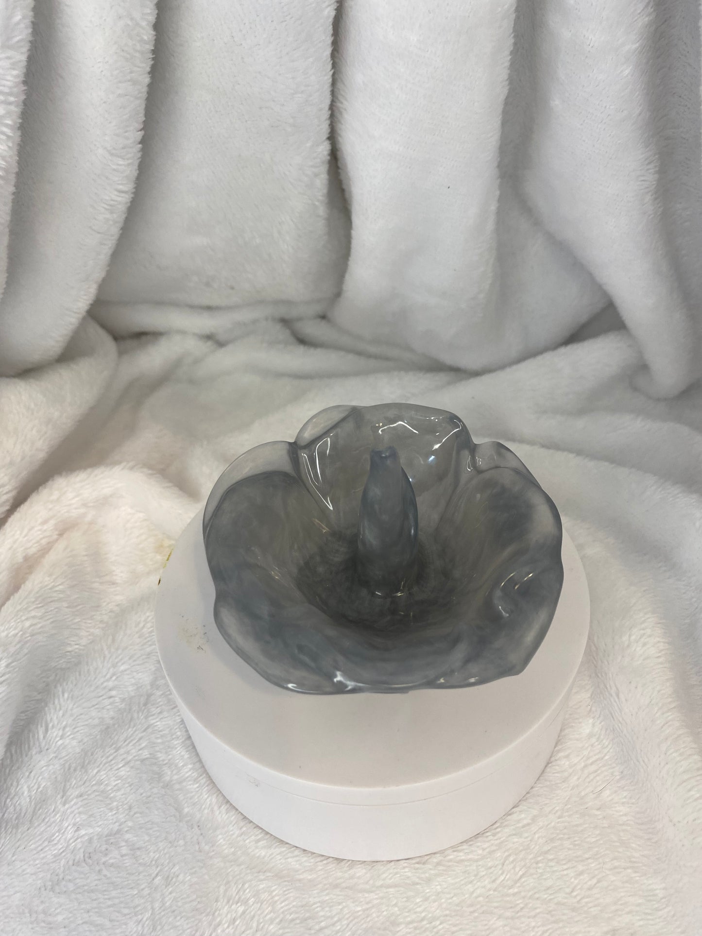 Rose Shape Ring Holder