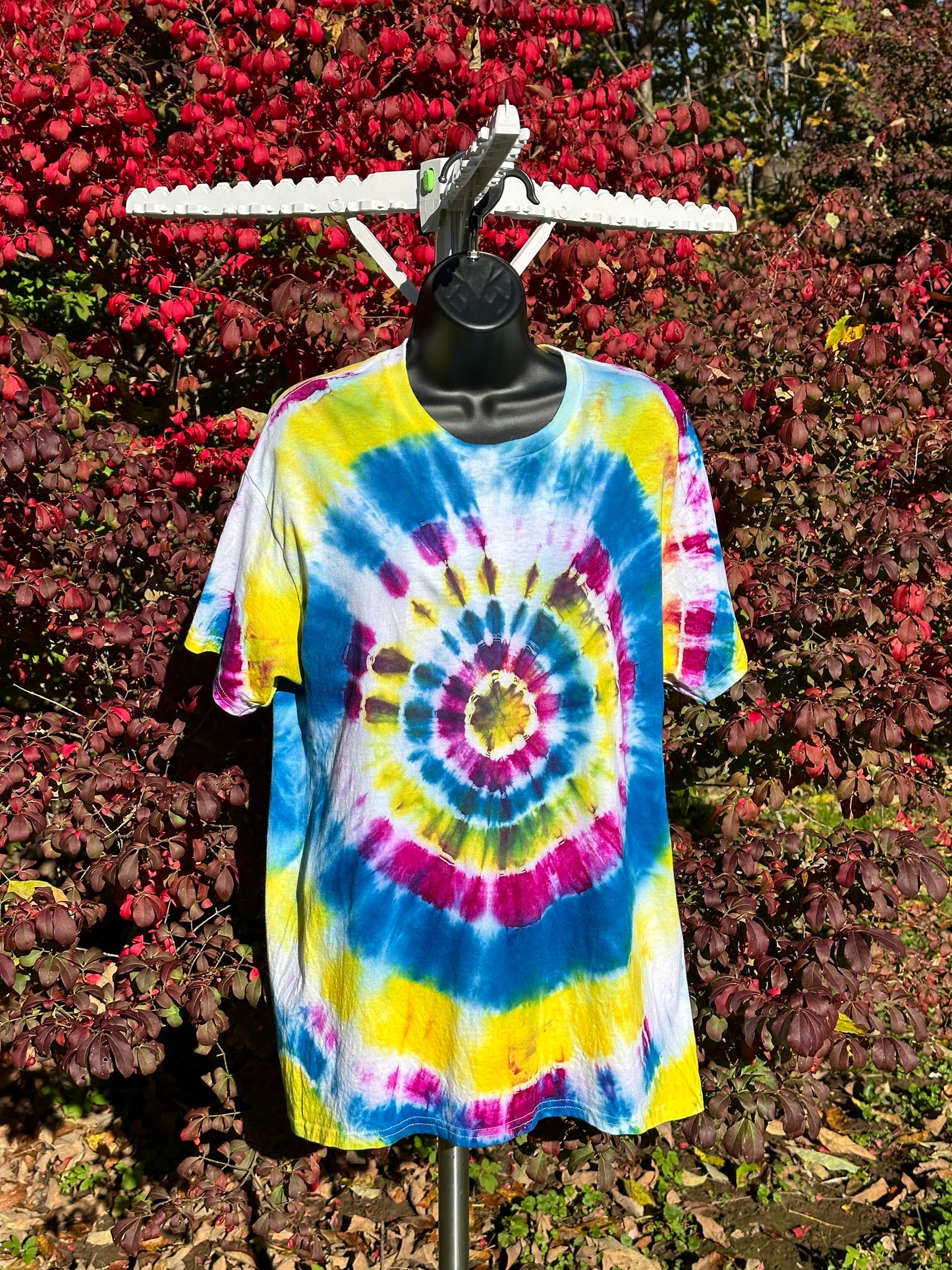 Adult Large Bullseye Tie Dye