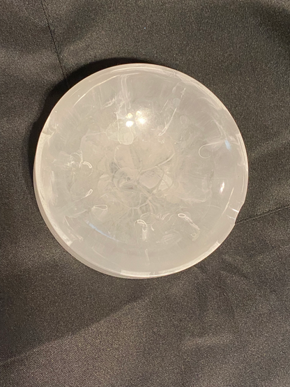 White Resin Round Ashtray