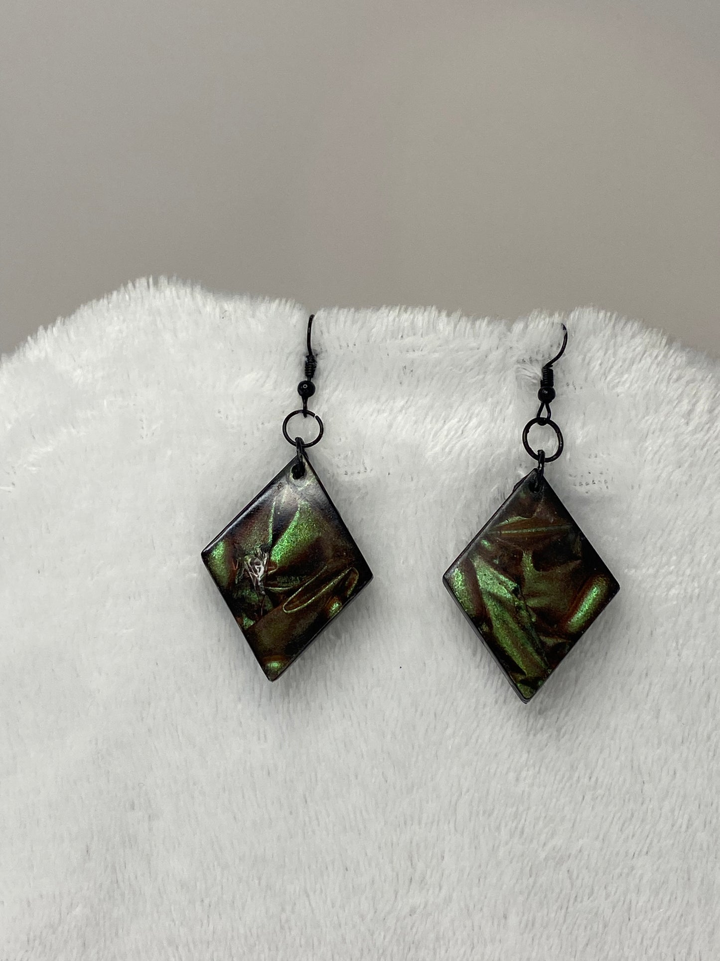 Colorshift Earrings Diamond Shaped