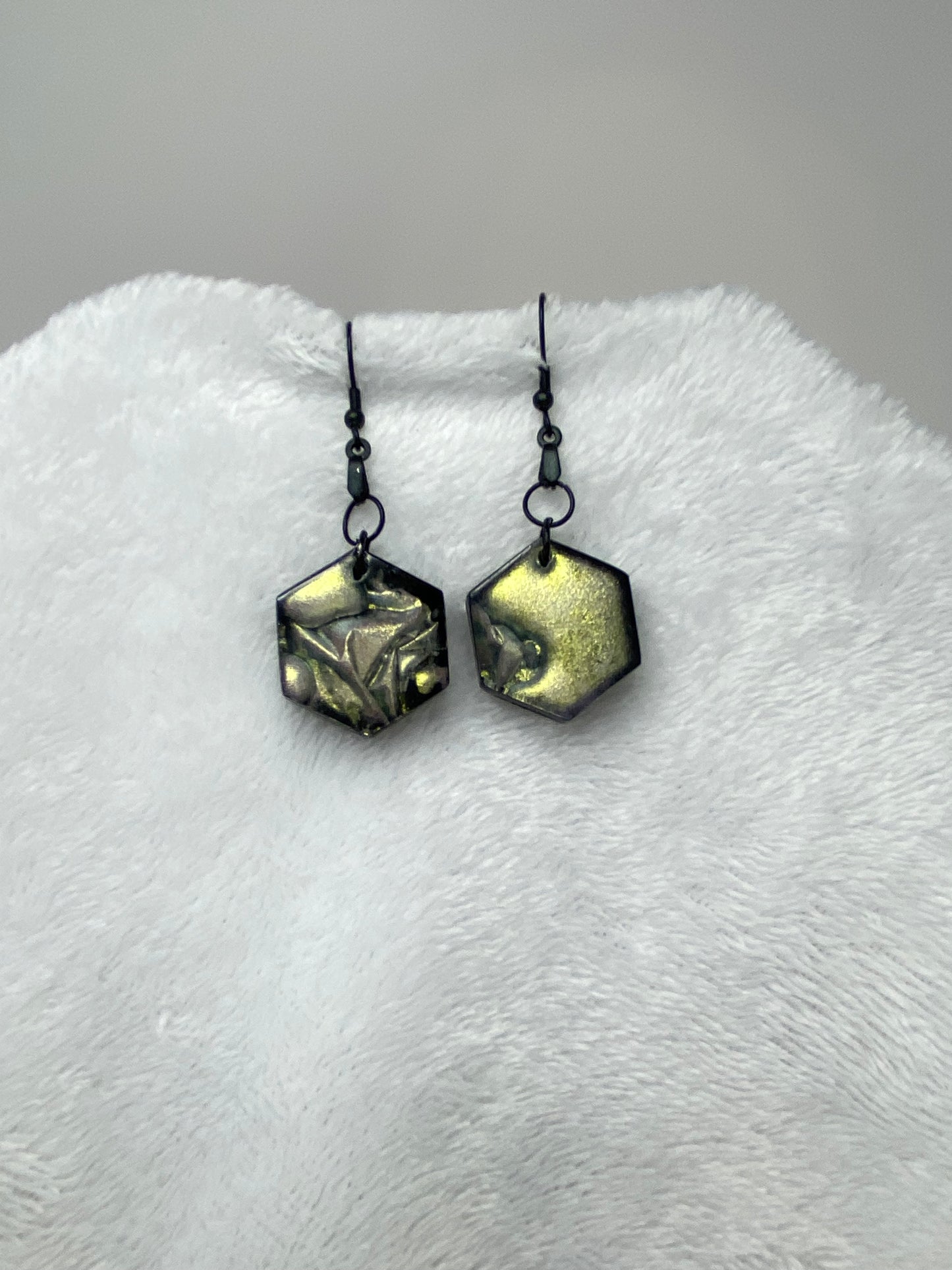 Colorshift Earrings Hexagon Shaped