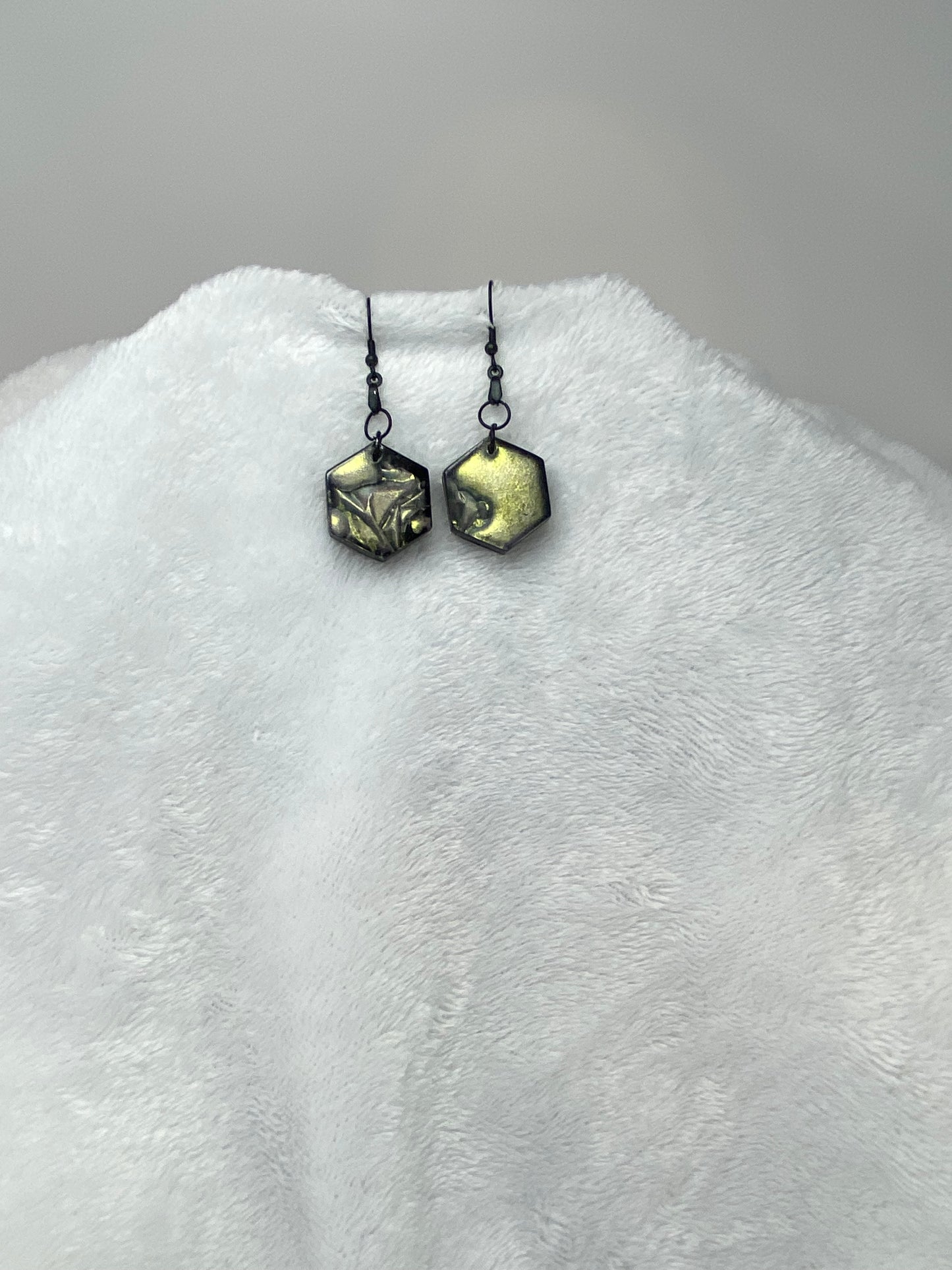 Colorshift Earrings Hexagon Shaped