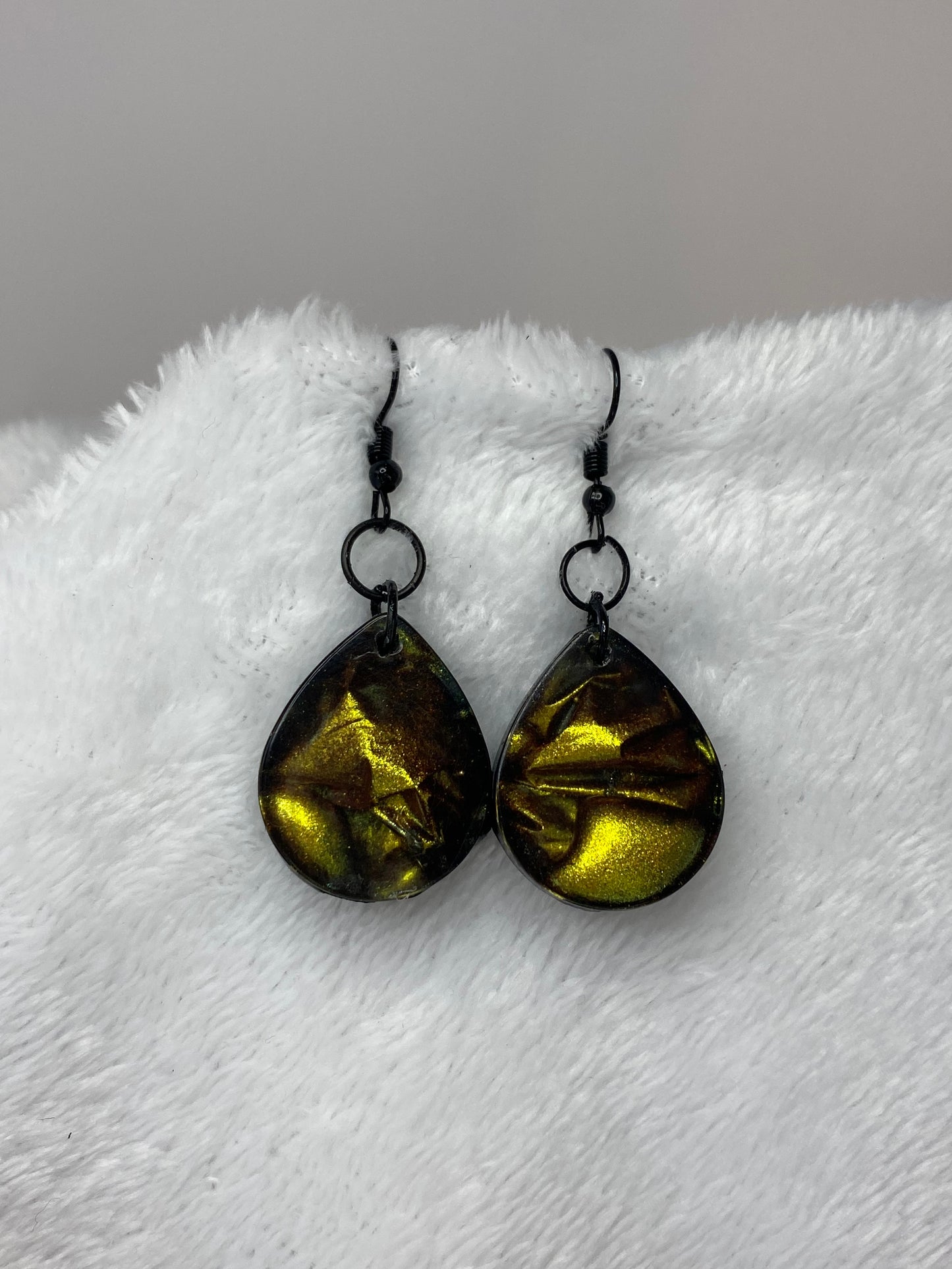 ColorShift Earrings Teardrop Shaped